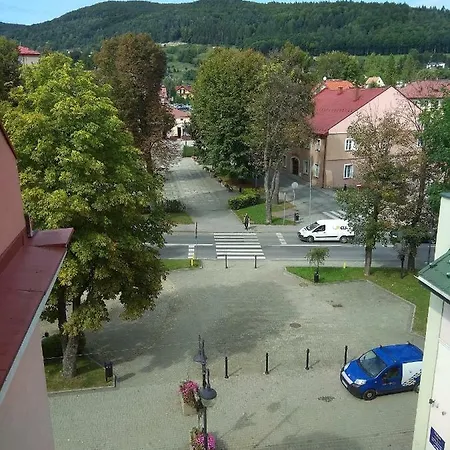 Apartament Beztroski Ustrzyki Dolne Exterior photo