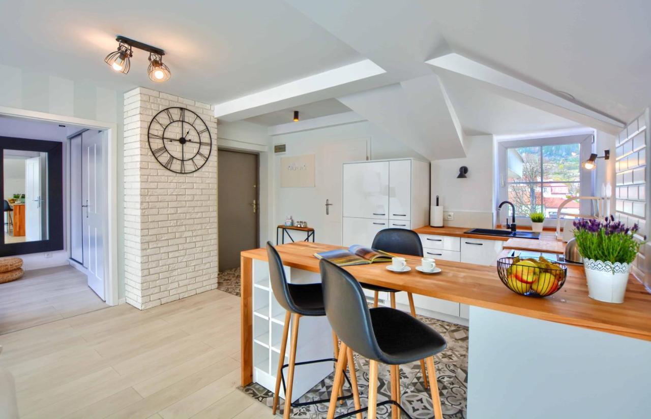 Beztroski Apartment *